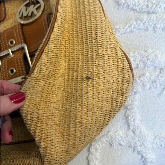 Michael Kors Woven Tan and Brown Shoulder Bag - Picture 5 of 15